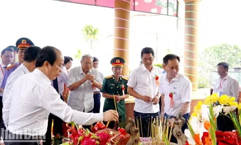 Tưởng niệm 62 năm ngày hy sinh nữ Anh hùng Phan Thị Ràng