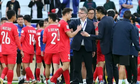 HLV Philippe Troussier: Đội tuyển cần giữ tự tin, tích cực để gặp Indonesia