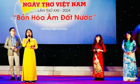 “Bản hòa âm đất nước” cuốn hút trong Ngày thơ Việt Nam tại Hải Phòng