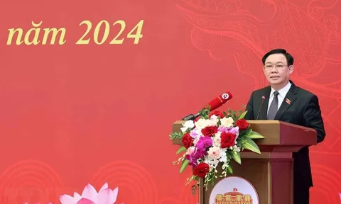 Bế mạc Hội nghị toàn quốc lần thứ hai triển khai luật, nghị quyết của Quốc hội