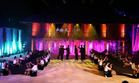 Đặc sắc show diễn thực cảnh "Huyền tích U-Va" tại Điện Biên
