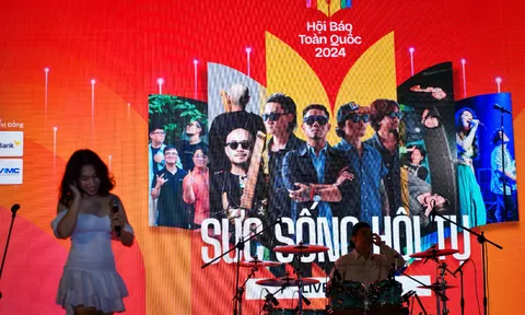 Mang nhạc rock tới Hội Báo toàn quốc 2024