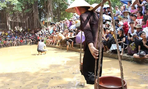 Hội vật Cầu nước làng Vân - lễ hội "độc nhất vô nhị" ở Bắc Giang