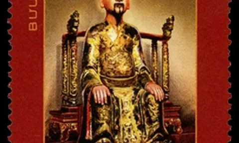 Phát hành bộ tem Kỷ niệm 1.100 năm sinh Đinh Tiên Hoàng đế