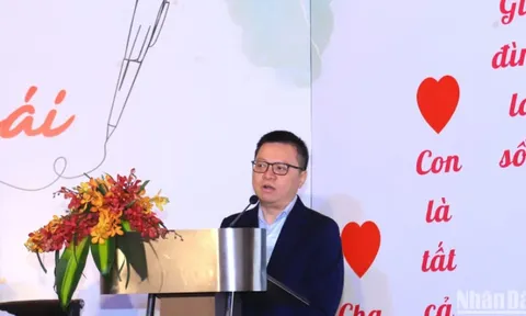 Khơi dậy cảm xúc thiêng liêng về cha và con gái