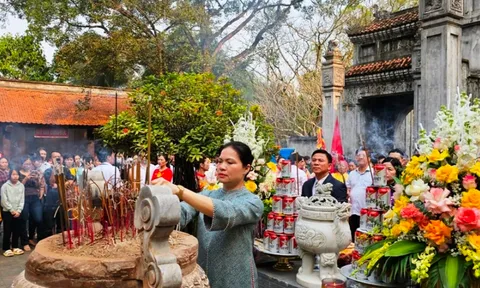 Lễ hội Đền Bà Triệu ở Thanh Hóa