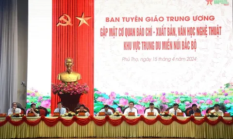 Gặp mặt các cơ quan báo chí, xuất bản, văn học nghệ thuật khu vực Trung du miền núi Bắc Bộ