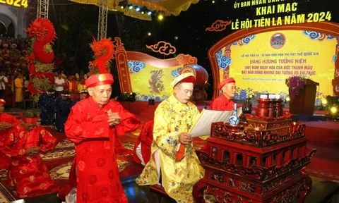 Nô nức trẩy hội đền Tiên La Thái Bình năm 2024