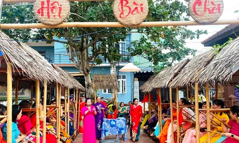 Lan tỏa giá trị di sản nghệ thuật bài chòi ở Thừa Thiên Huế