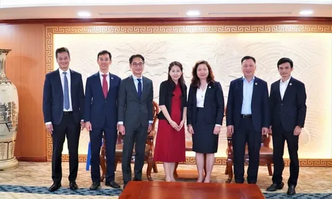 Tổ chức hội nghị giới thiệu tiềm năng thị trường chứng khoán Việt tại Singapore
