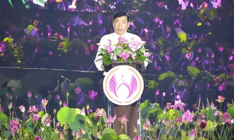 Đồng Tháp tưng bừng khai mạc Lễ hội sen