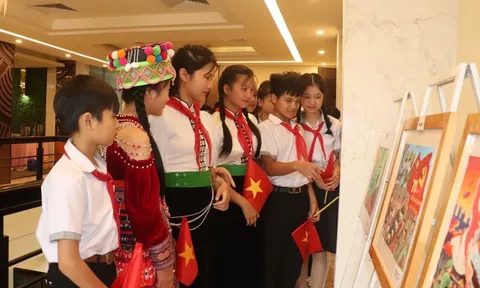 124 tác phẩm xuất sắc được trao giải cuộc thi vẽ tranh về Chiến thắng Điện Biên Phủ