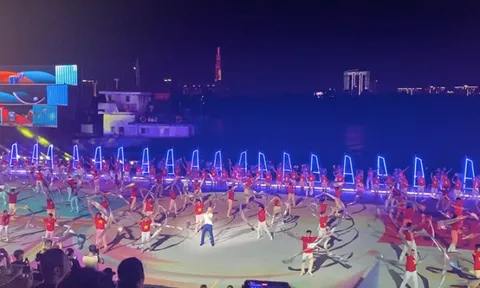 1.000 diễn viên, nghệ sĩ tham gia chương trình nghệ thuật “Chuyến tàu huyền thoại”