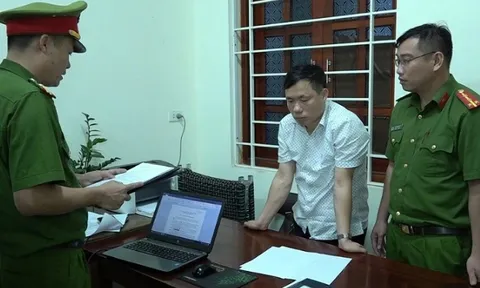 Khởi tố, bắt tạm giam Phó Chủ tịch Ủy ban nhân dân huyện Quỳ Hợp (Nghệ An)