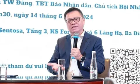 Nhà báo Lê Quốc Minh dẫn dắt toạ đàm báo chí trong kỷ nguyên số: thời cơ và thách thức