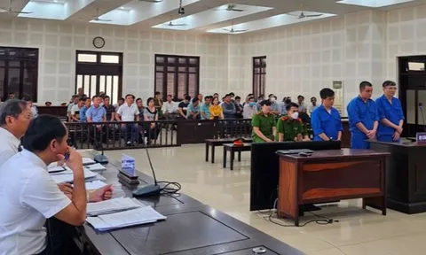 Nhận hối lộ, Giám đốc Trung tâm đăng kiểm xe cơ giới Đà Nẵng và thuộc cấp lĩnh án