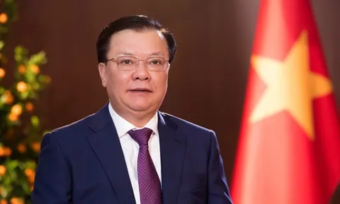 TW Đảng đồng ý để ông Đinh Tiến Dũng thôi giữ chức vụ Uỷ viên Bộ Chính trị, Uỷ viên TW Đảng khoá XIII
