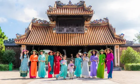 Du lịch Thừa Thiên Huế “ghi điểm” với doanh thu 6 tháng đạt hơn 4.000 tỷ đồng