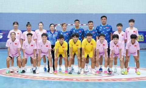 Đội tuyển futsal nữ Việt Nam chuẩn bị tham dự giải giao hữu tại Trung Quốc