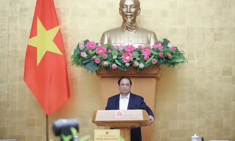 Chính phủ thảo luận về chủ trương đầu tư đường sắt tốc độ cao và 4 dự án luật, đề nghị xây dựng luật