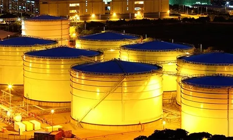 Giá xăng dầu hôm nay (29-7): Tăng nhẹ do lo ngại gia tăng xung đột ở Trung Đông