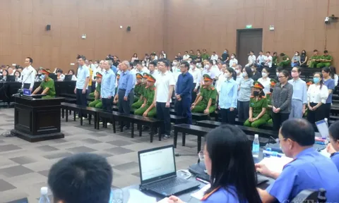 Những giọt nước mắt muộn màng trong vụ án Trịnh Văn Quyết