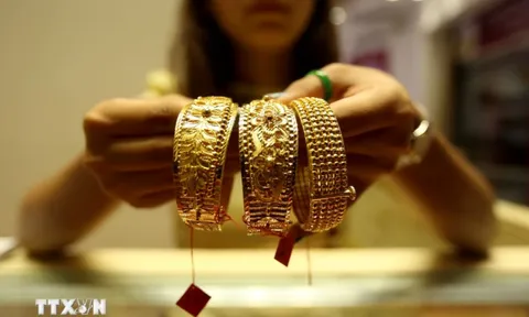 Giá vàng có thể đạt đỉnh 2.600 USD một ounce trong 12 tháng tới