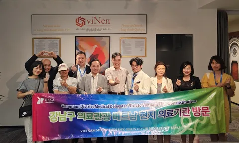 Quận “nhà giàu” Gangnam Hàn Quốc xúc tiến hợp tác Y tế với TP Hồ Chí Minh.