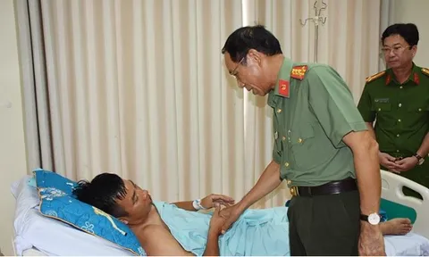 Bắt đối tượng cầm mã tấu chém thiếu tá công an trọng thương