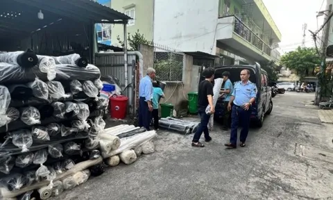 Thành phố Hồ Chí Minh: Thu giữ 4,6 tấn vải không rõ nguồn gốc, xuất xứ