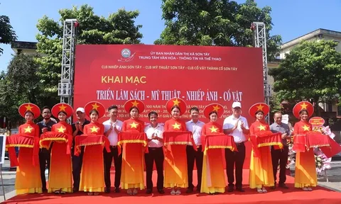 Khai mạc triển lãm Sách - Mỹ thuật - Nhiếp ảnh - Cổ vật chào mừng 100 năm thành lập thị xã Sơn Tây