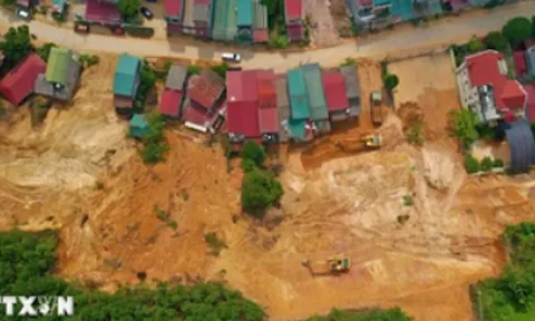 Nhiều điểm sạt lở xuất hiện tại thành phố Yên Bái sau bão số 3