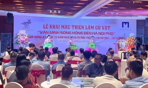 Triển lãm cổ vật "Văn minh sông Hồng đến Hà Nội phố"