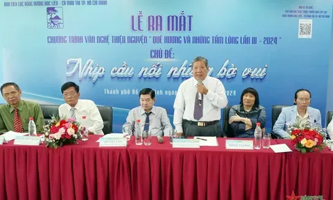 Gây quỹ thiện nguyện qua chương trình văn nghệ “Quê hương và những tấm lòng”