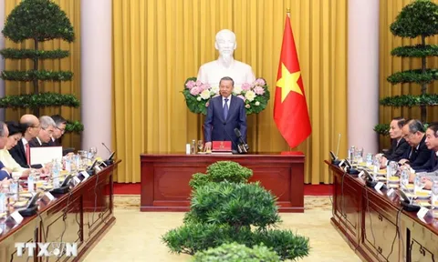 Tổng Bí thư, Chủ tịch nước Tô Lâm trao quyết định bổ nhiệm Đại sứ Việt Nam tại các nước
