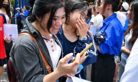 Phụ huynh, học sinh đồng tình với quy định không dùng điện thoại trong giờ học