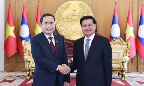 Góp phần thắt chặt hơn nữa mối quan hệ gắn bó keo sơn Việt Nam-Lào
