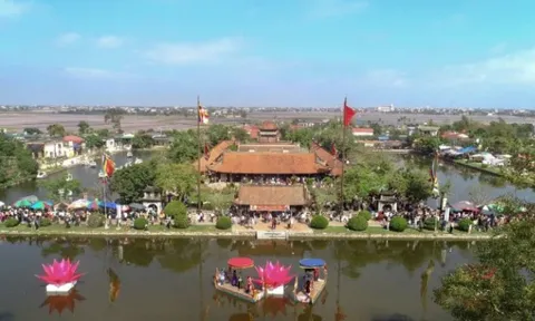 Lễ hội chùa Keo mùa Thu ở tỉnh Thái Bình thu hút đông du khách