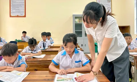 Tuyên Quang: 8 học sinh phân hiệu Đồng Hưng đã đến học ở trường chính