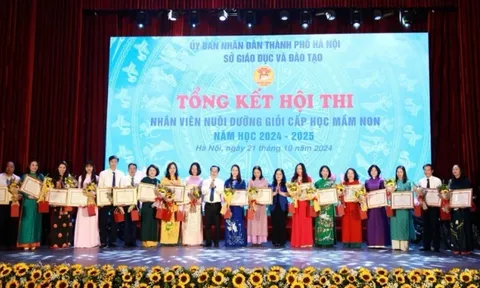 Hà Nội khen thưởng 140 nhân viên nuôi dưỡng giỏi cấp học mầm non