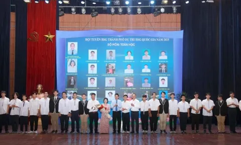 Hà Nội: 260 học sinh vào đội tuyển thi chọn học sinh giỏi quốc gia