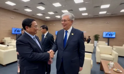 Thủ tướng Chính phủ Phạm Minh Chính gặp ngắn 3 nhà lãnh đạo Kazakhstan, Turkmenistan và Ethiopia