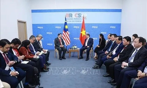 Thủ tướng Phạm Minh Chính tiếp Bộ trưởng Kinh tế Malaysia