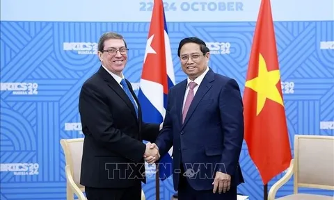 Thủ tướng Phạm Minh Chính tiếp Bộ trưởng Bộ Ngoại giao Cuba