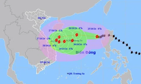 Bão số 6 tiếp tục mạnh lên, hướng đi phức tạp