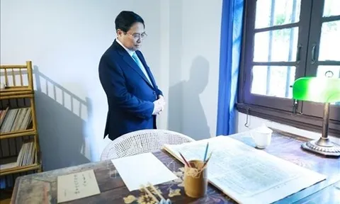Thủ tướng Phạm Minh Chính thăm nơi Bác Hồ từng hoạt động cách mạng tại Trùng Khánh, Trung Quốc
