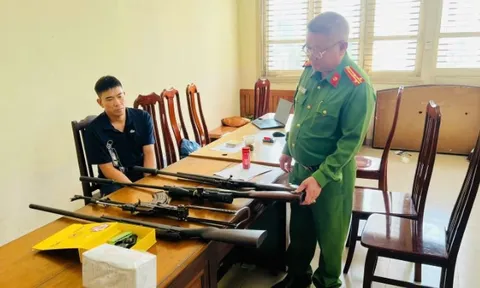 Công an Hà Nội phá hai băng nhóm mua bán trái phép ma túy, tàng trữ vũ khí quân dụng