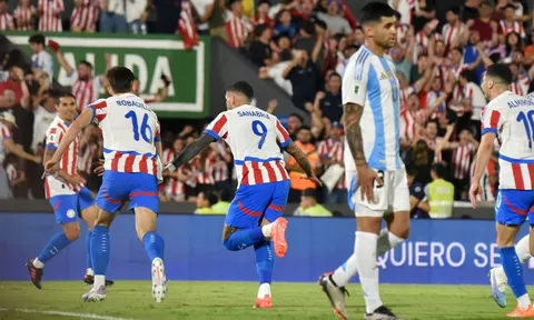 Vòng loại World Cup 2026: Messi không cứu được tuyển Argentina trên đất Paraguay