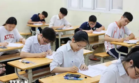 Xem xét quy định thời gian công bố phương án thi tuyển sinh lớp 10 sớm