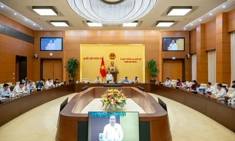 Công bố 5 nghị quyết của Ủy ban Thường vụ Quốc hội về công tác cán bộ